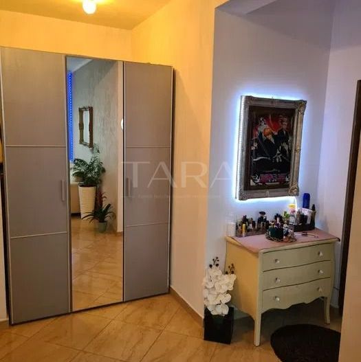 Apartament la cheie, mobilat, utilat, parcare inclusă. Mutare imediată - Poză 6