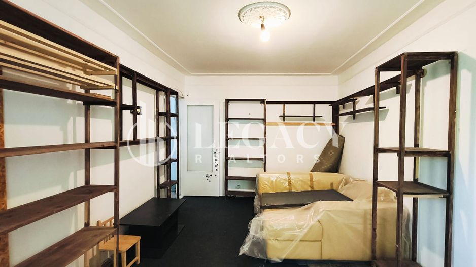 3 camere, decomandat, str. Neculau nr. 8 Păcurari-Petru Poni - Poză 1