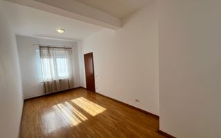 VILA EXTRAORDINARĂ CU 6 CAMERE LA INCHIRIERE LANGA BRITISH SCHOOL - Poză 7