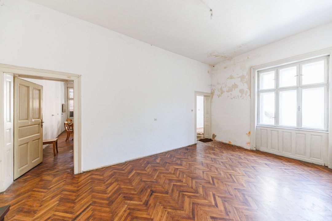 Zona istorică Traian–6 apartamente în imobil cu potențial, 621 mp, 759 mp teren - Poză 9
