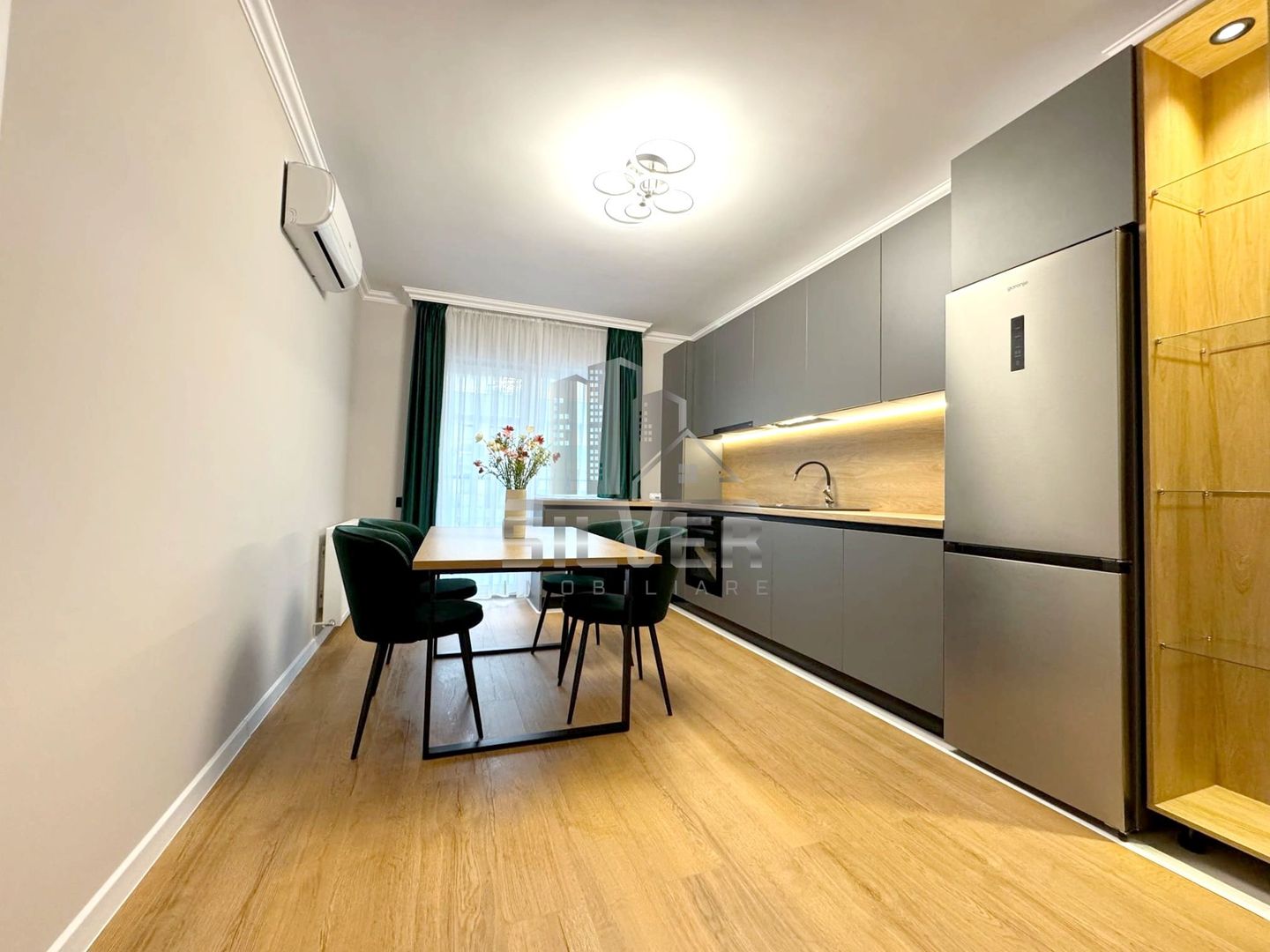 Apartament cu 2 camere/parcare cu CF/Str. Urusagului. - Poză 2
