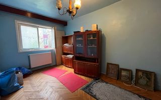 Etaj 1, 3 camere, spatios, 2 băi, centrală proprie – zonă excelentă - Poză 2