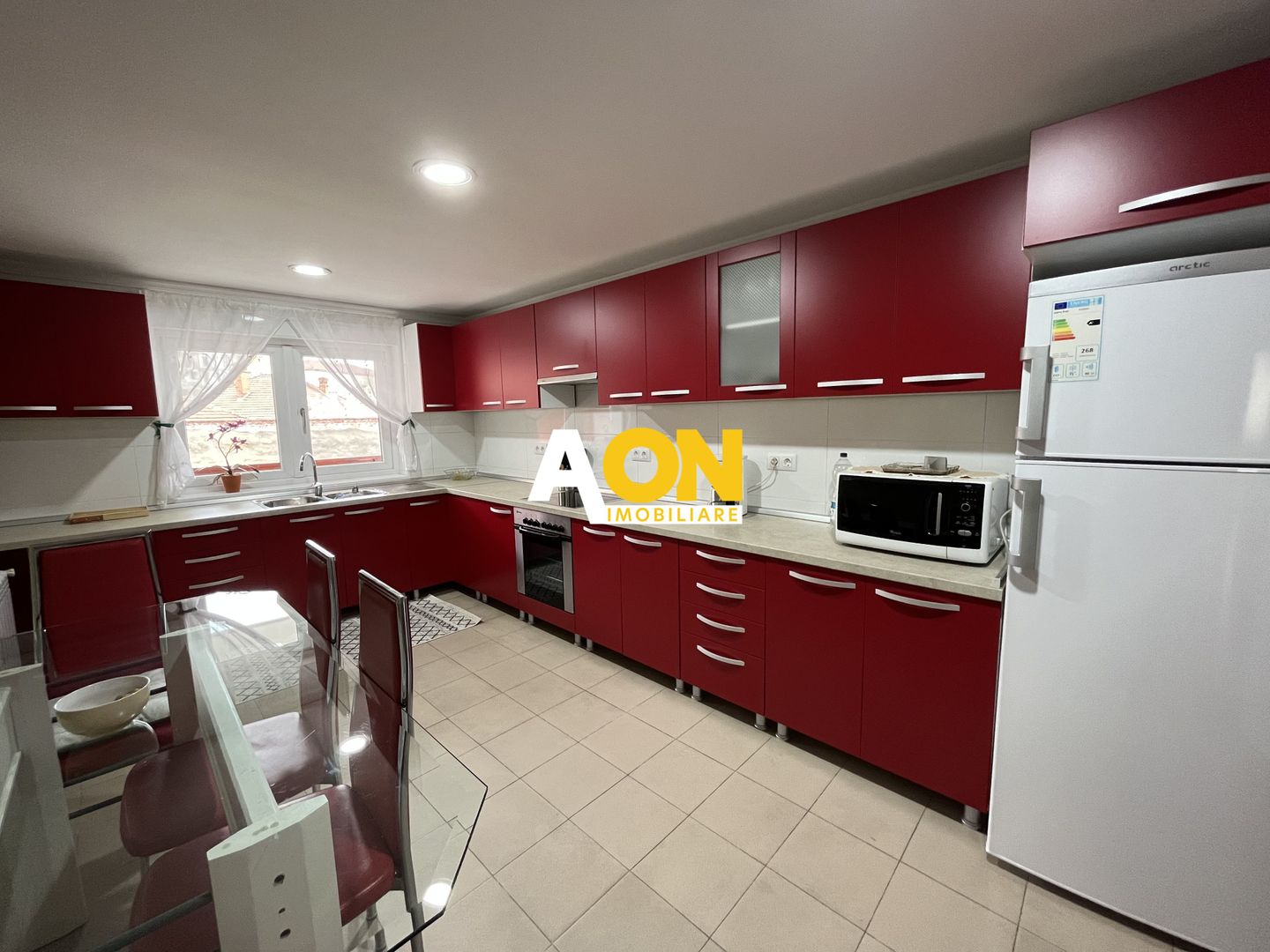 Apartament de inchriat cu 2 camere, terasa, loc de parcare - Poză 9