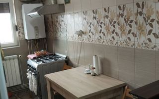 3 camere semidecomandat, mobilat/utilat, etaj 4/4 – Zimbru, Iași - Poză 3