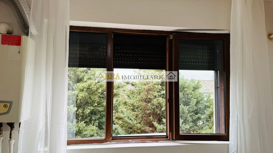 Studio gata de mutat loc de parcare, inclus - Poză 6