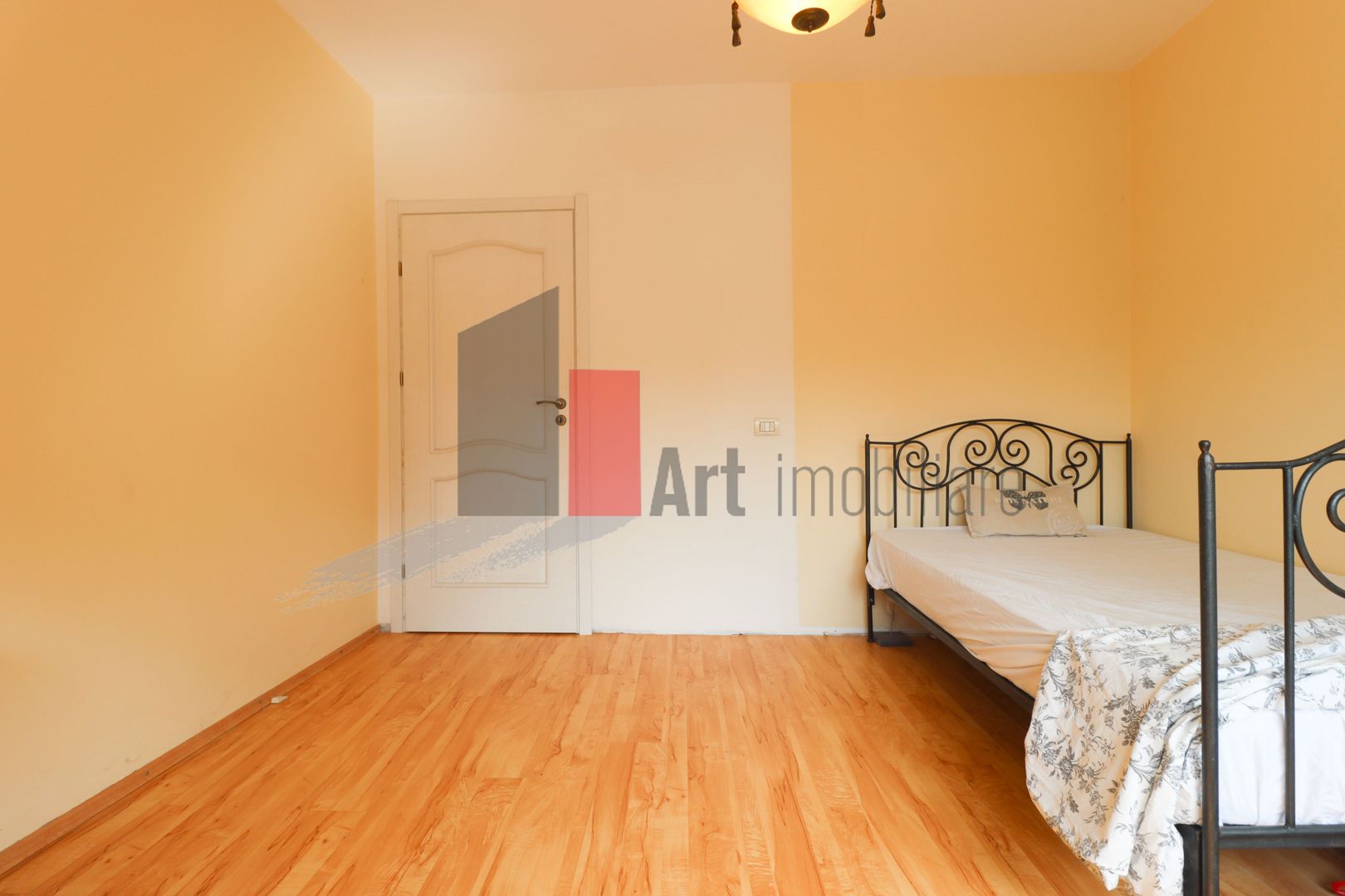 Apartamentul "BUTIKO", Calea Calarasilor-adiacent, bloc nou, GARAJ SUBTERAN - Poză 20