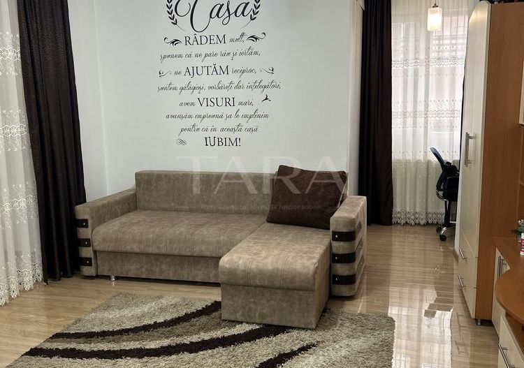 Apartament 2 camere, 2 balcoane, parcare - Zona Eroilor, Floresti - Poză 1