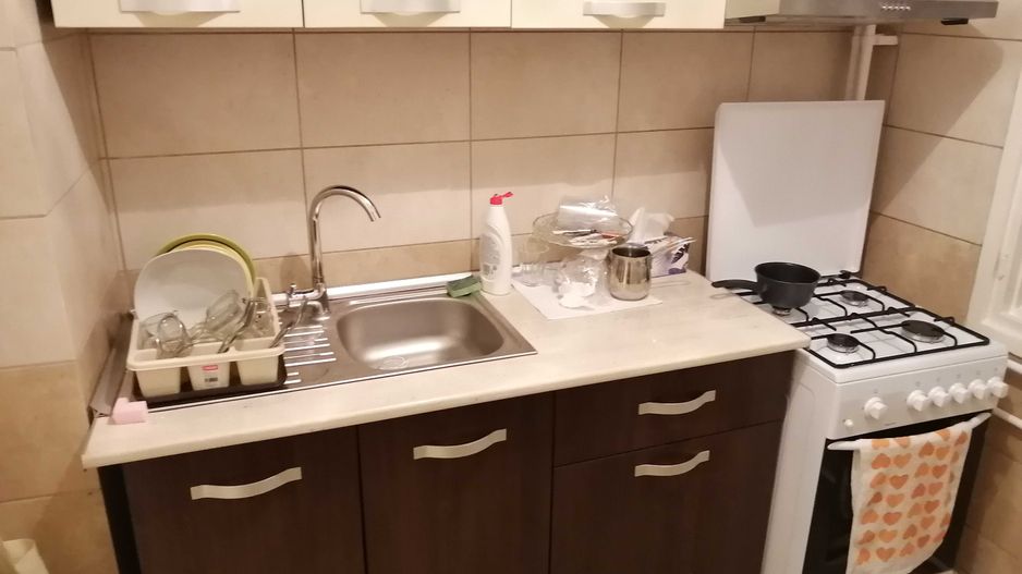 Vanzare apartament 3 camere in Titan, RENOVAT, 5 min metrou Grigorescu si IOR - Poză 2