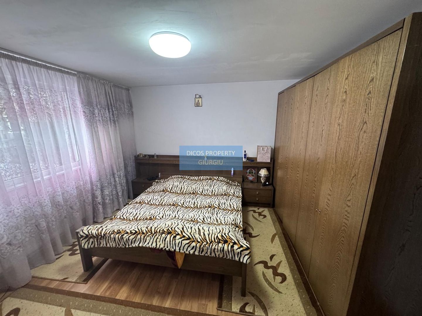 Casă cu mansardă și piscină de vânzare – Pictor Andreescu - Poză 11