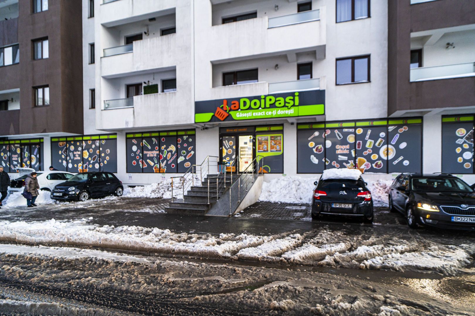 Brancusi, 2 camere, 68 mp, mobilat-utilat, loc de parcare inclus - Poză 17