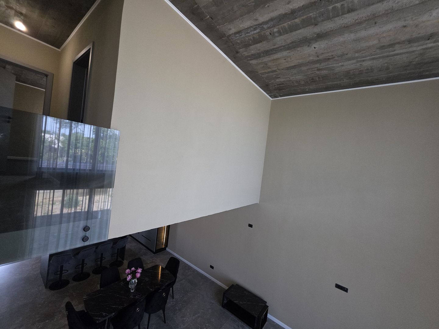 Vila intr-un peisaj idilic la 15 minute de capitala, pret imbatabil! - Poză 15