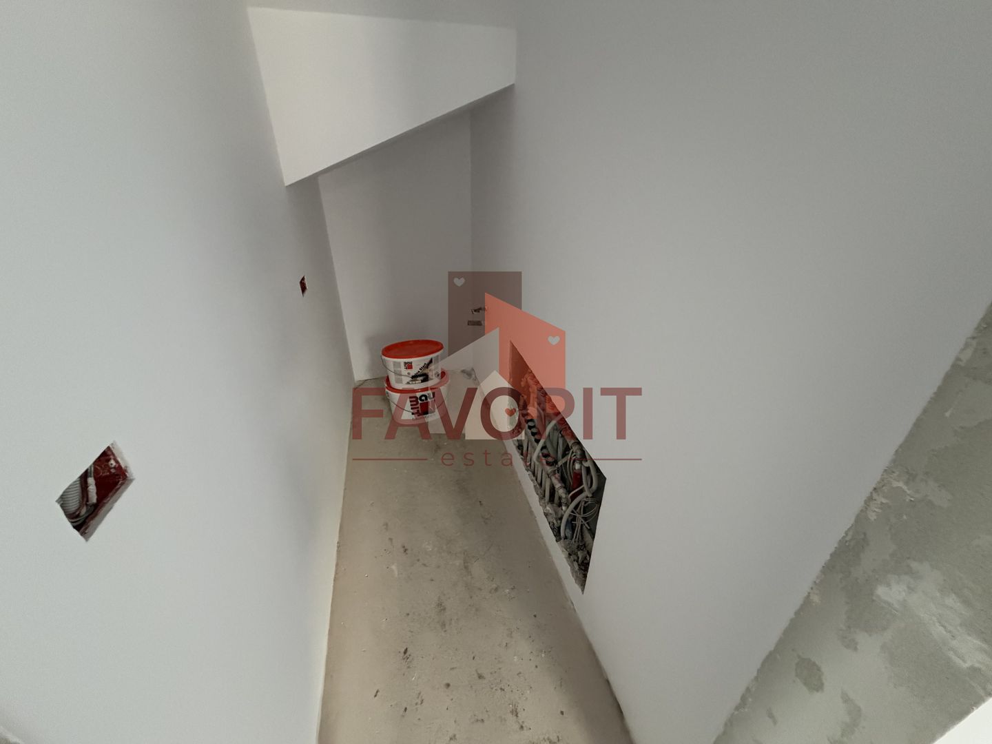 Toate utilitatile. Strada asfaltata. Finisaje la alegere. Comision 0% - Poză 11