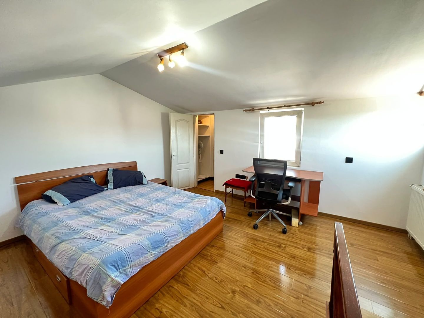 Casa individuala cu 3 camere | Curte cu terasa | Gratar din caramida | Parcare - Poză 5