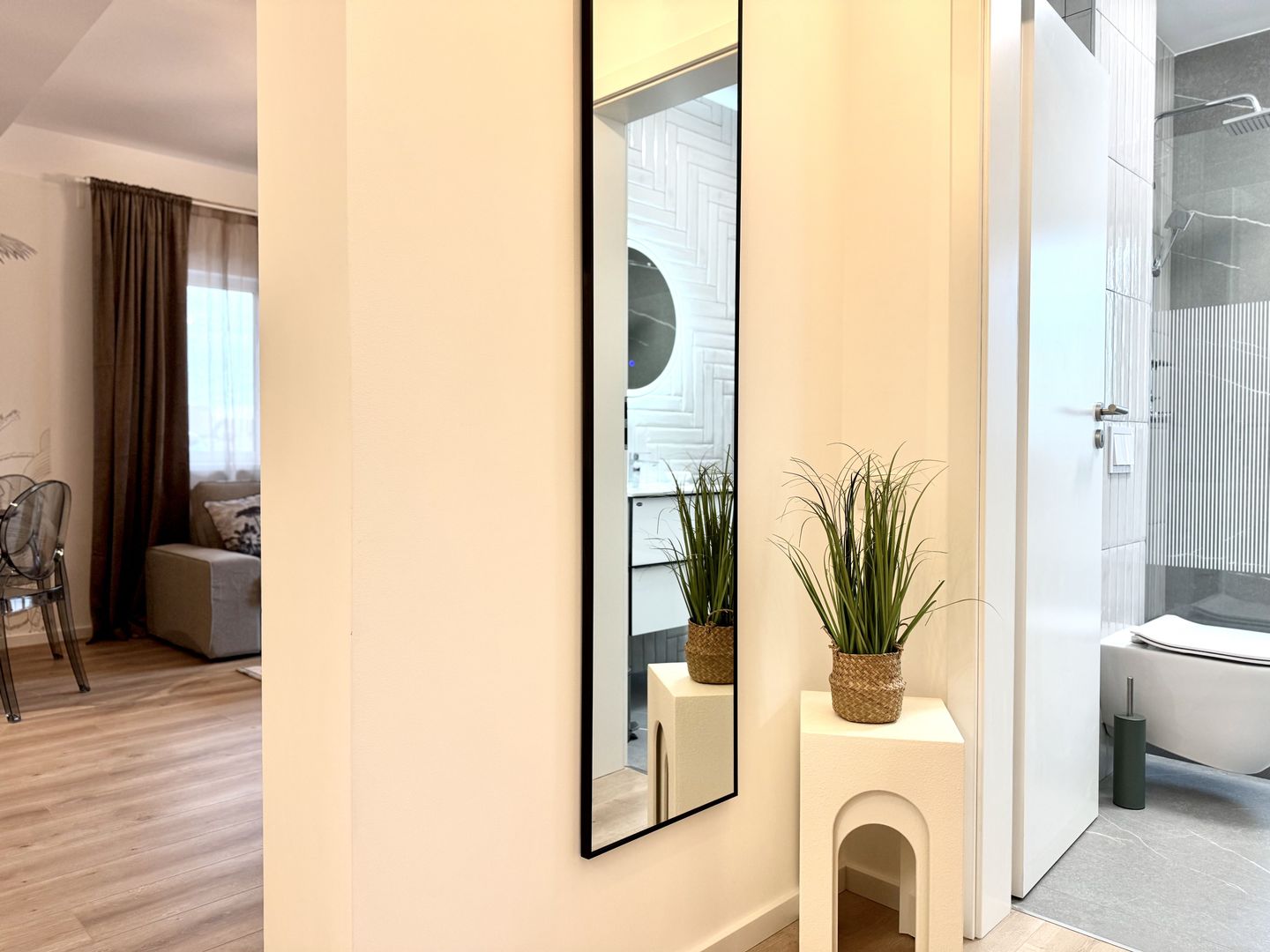 Apartament exclusivist cu grădină — confortul unei case - Mosnița Nouǎ - Poză 26