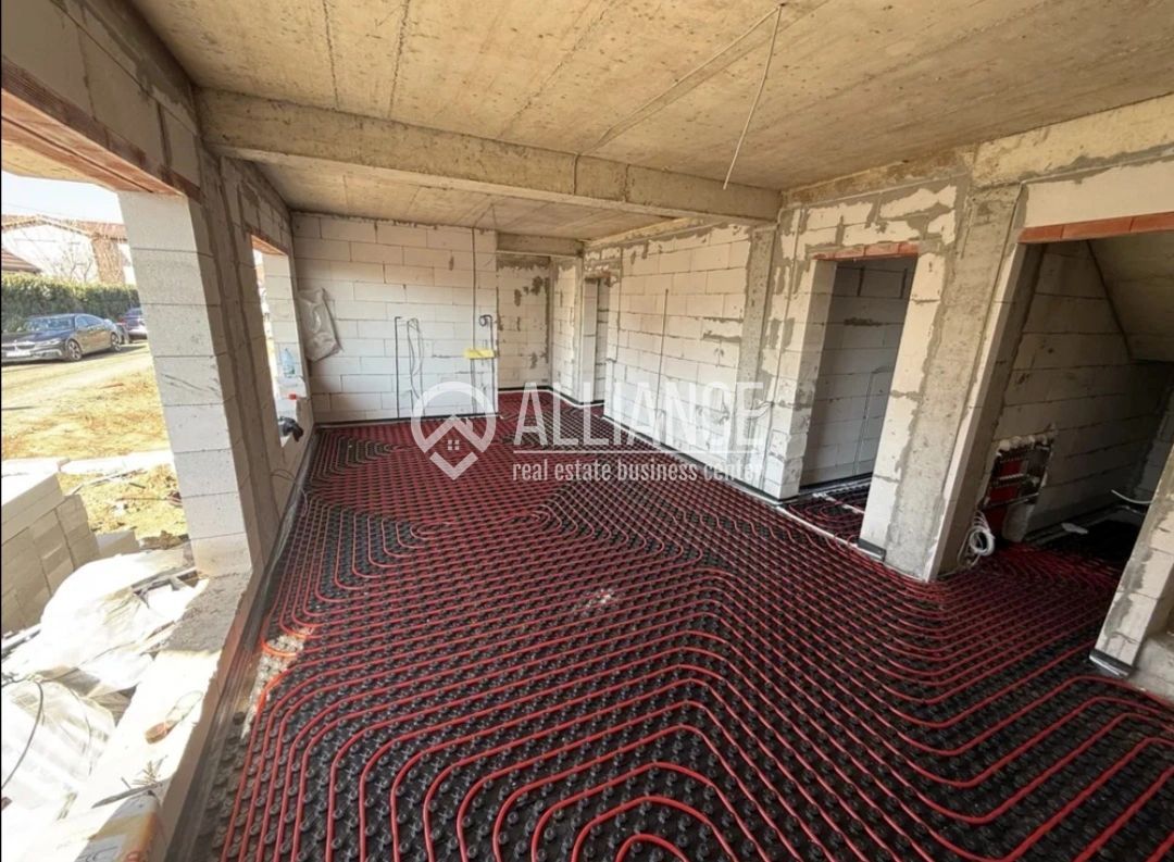 Valu lui Traian (COD 07) Casă P+1 cu teren de 265 mp - Poză 14