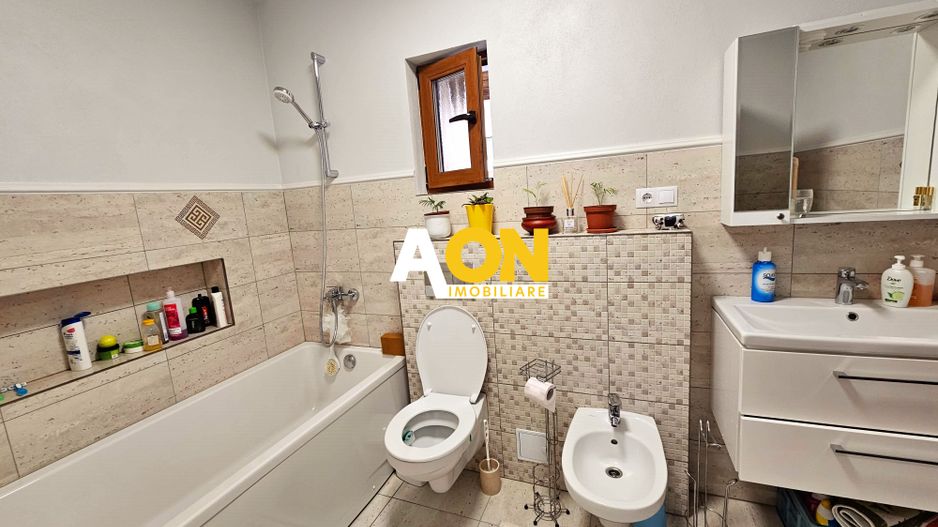 Casa cu 5 camere, 868 mp teren, ideala pt. 2 familii, zona Valea Popii - Poză 13