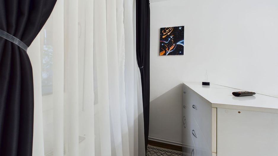 Apartament cu 4 camere în zona Şagului - Poză 4