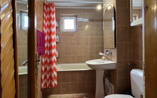 Apartament cu 2 camere, 55 mp, decomandat, Zona Libertatii - Poză 6