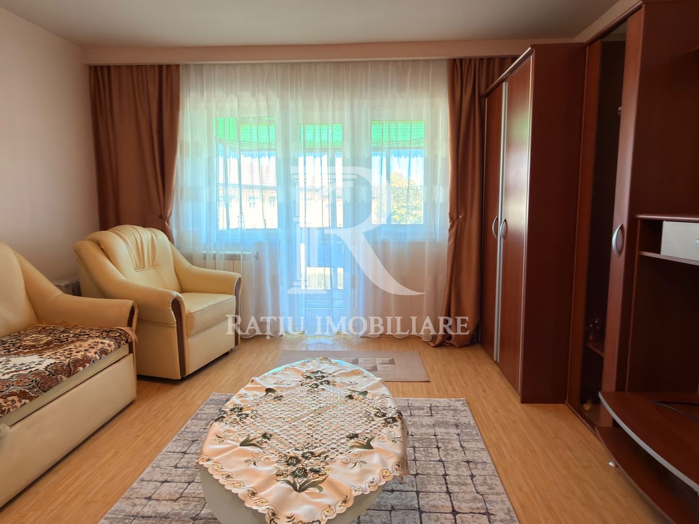 Apartament renovat 3 camere | Nufărul | Oradea - Poză 2