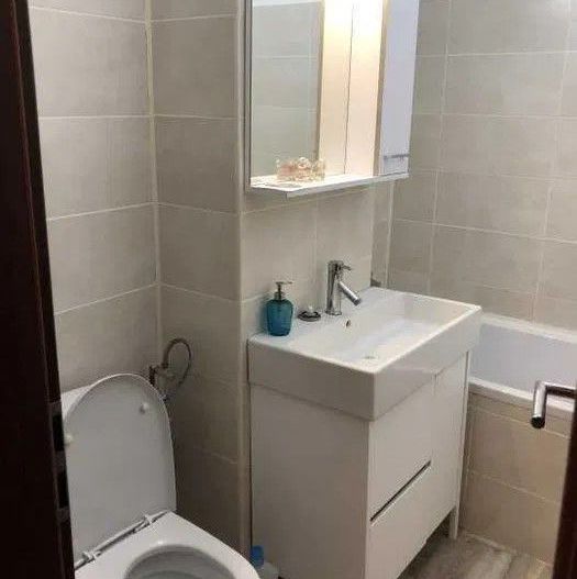 APARTAMENT 2 CAMERE MODERN&DECOMANDAT ETAJ 1 BLOC 1979 GORJULUI METROU - Poză 4