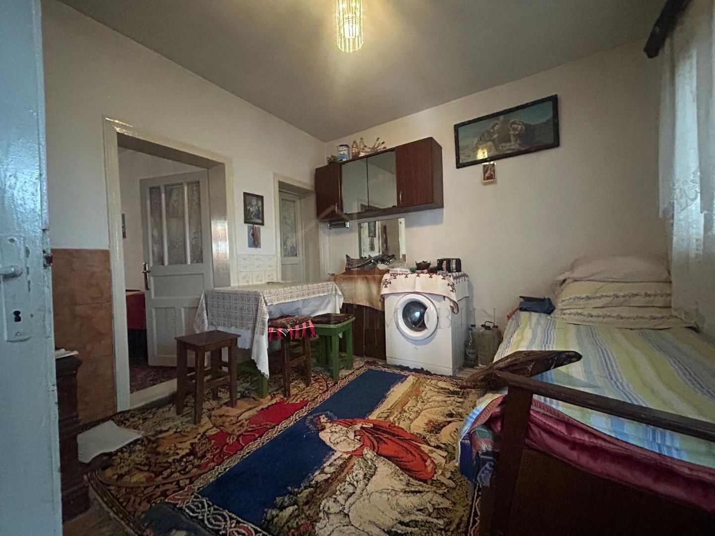 Casă batraneasca+ teren 999 mp intravilan în Oituz - Poză 12