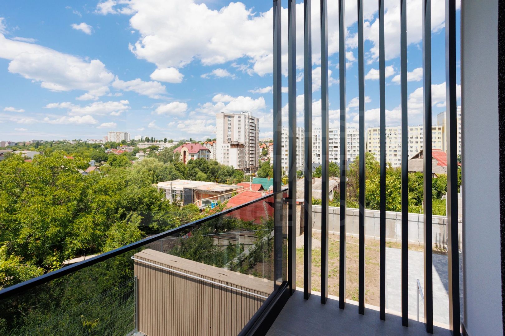 Vânzare casă, 4 camere,  str. Dragomirna, sectorul Buiucani. - Poză 7