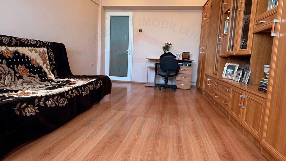 APARTAMENT 4 CAMERE, MICRO 20, 110.000 € - Poză 2