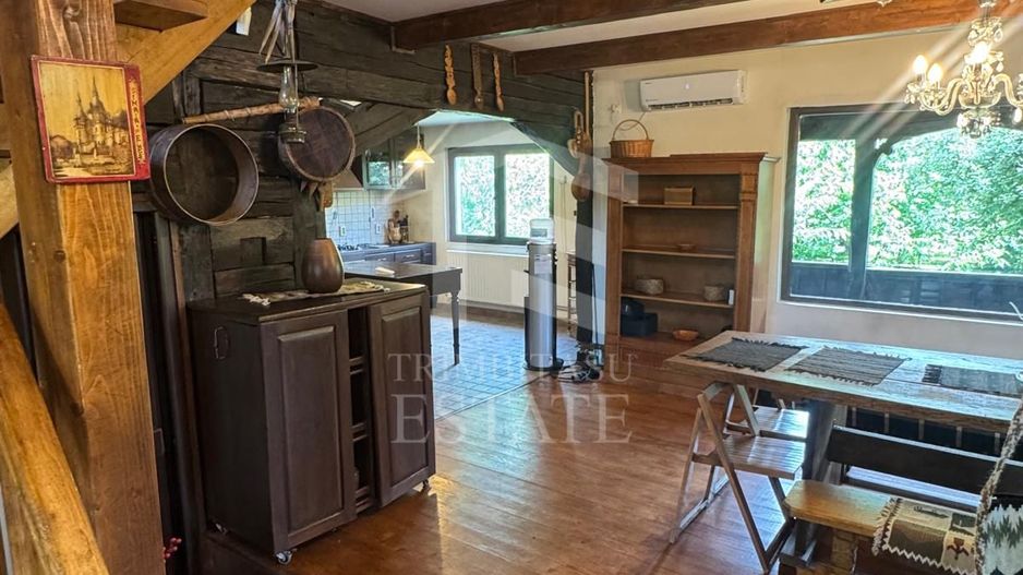 Casa autentixa maramureseana de vanzare in Snagov-Tancabesti - Poză 6