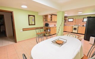 Vila cu 1.500 mp teren, gradina amenajata, linistita zonare,  Halchiu, Brasov - Poză 35