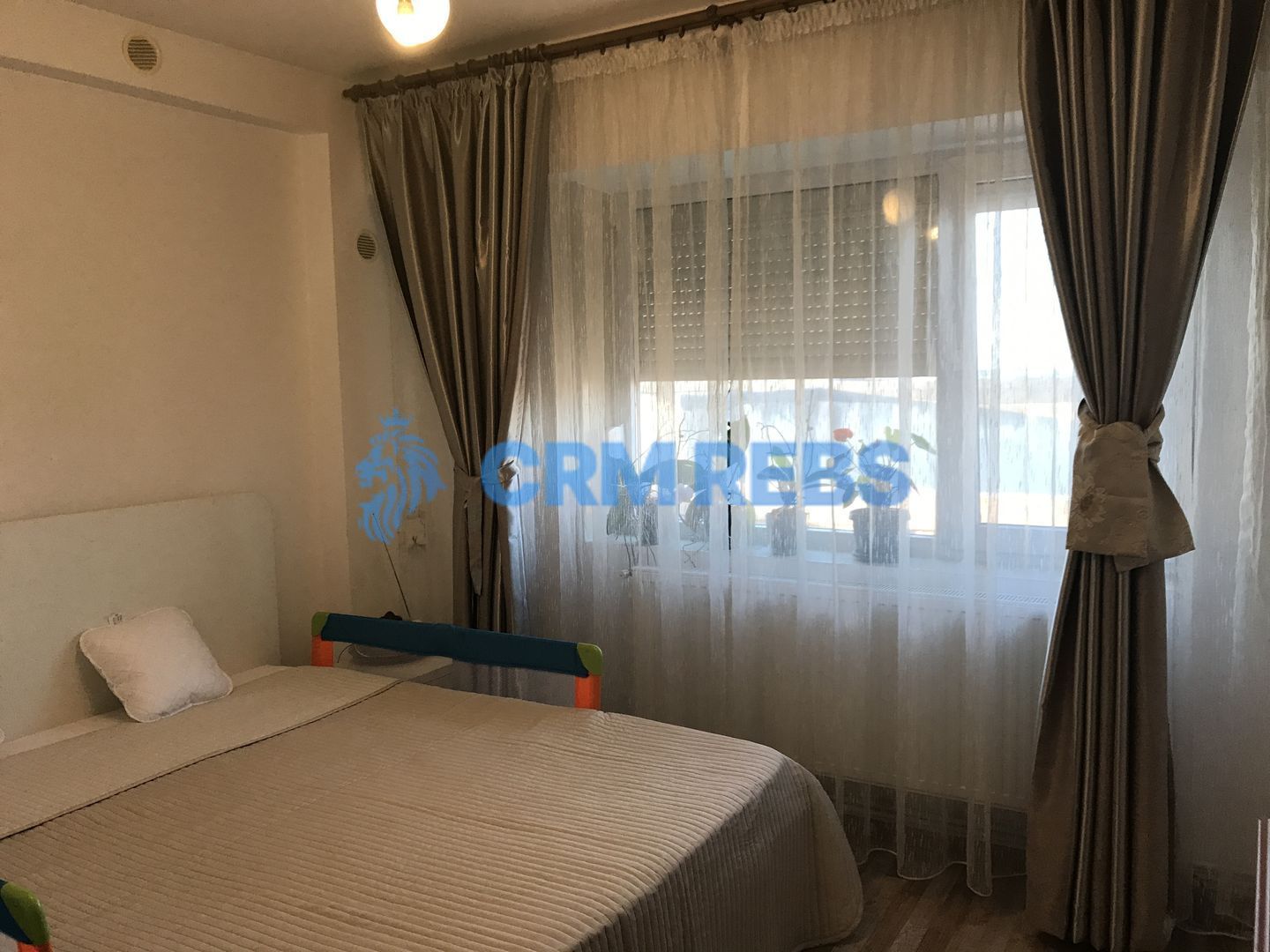 Vila unica cu 5 camere langa lac - Poză 5