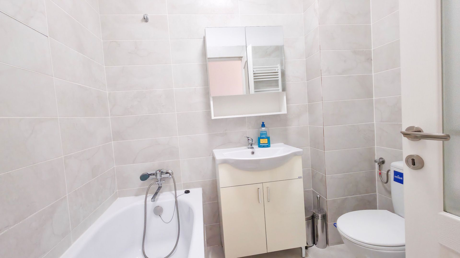 Apartament 2 camere mobilat complet–Militari Residence, Weiner Palada - Poză 7