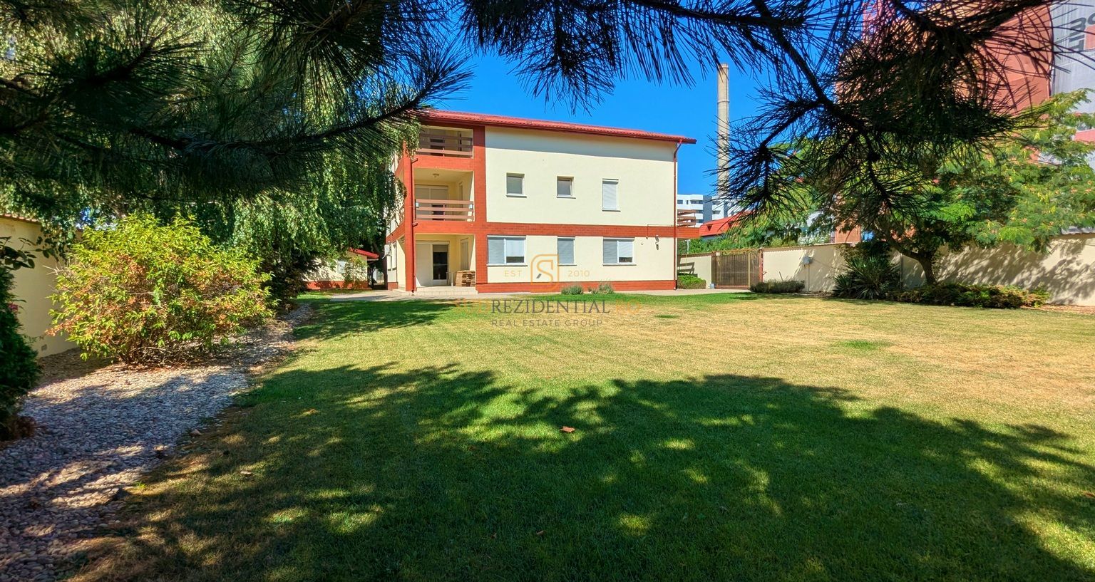 Vila in zona Berceni-Grand Arena, P+1+M, cu 1500 mp teren - Poză 2