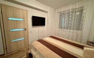 Garsonieră lux 39 mp, mobilată, balcon, etaj 4/4, bloc 2017 - Valea Doftanei - Poză 8
