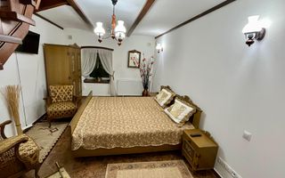 Apartament 2 camere spațios și luminos de vânzare – zonă ultracentrală - Poză 1