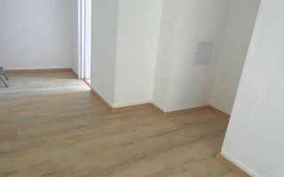 2 camere spatios luminos Splaiul Crisanei - Poză 3