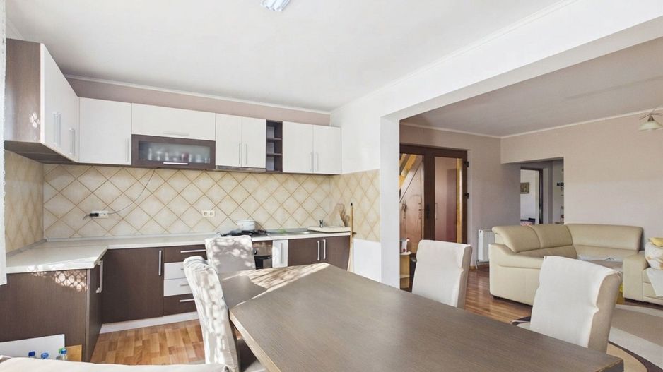 Casă în Leș, 170 mp, teren 961 mp - Poză 17