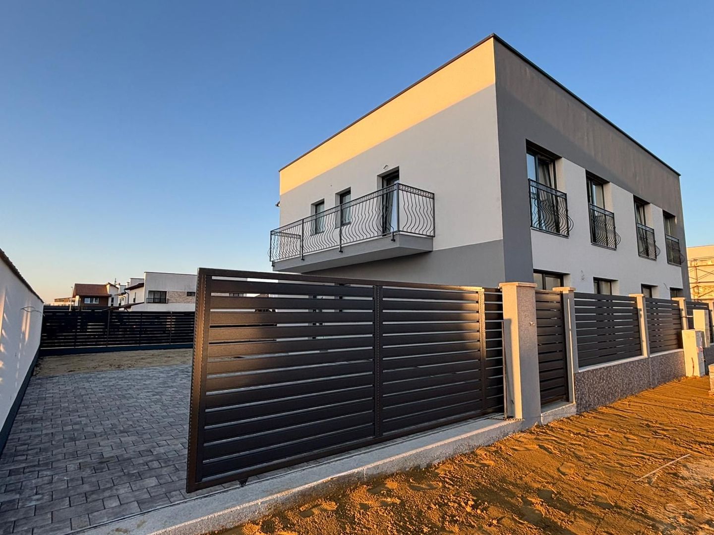 Casa 4 camere, curte generoasă – Șelimbăr Triajului - Poză 18