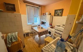2 camere etaj 1 zona Complex langa Facultatea de Drept - Poză 5