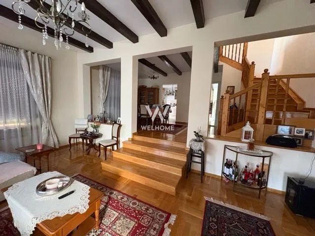 Casă individuală + demisol+ curte 450 mp - Calea Poplacii, Sibiu - Poză 4