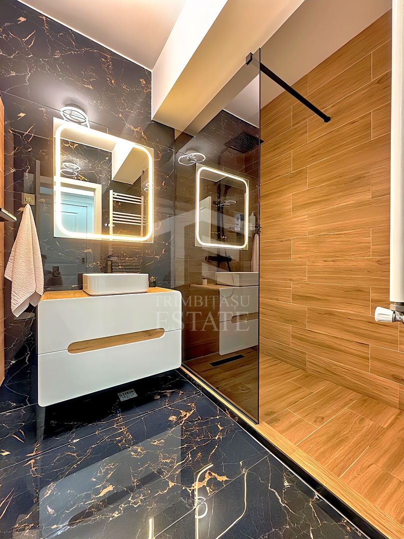 3 camere decomandat bucatarie inchisa 79mp Grand Arena parcare inclusa - Poză 5