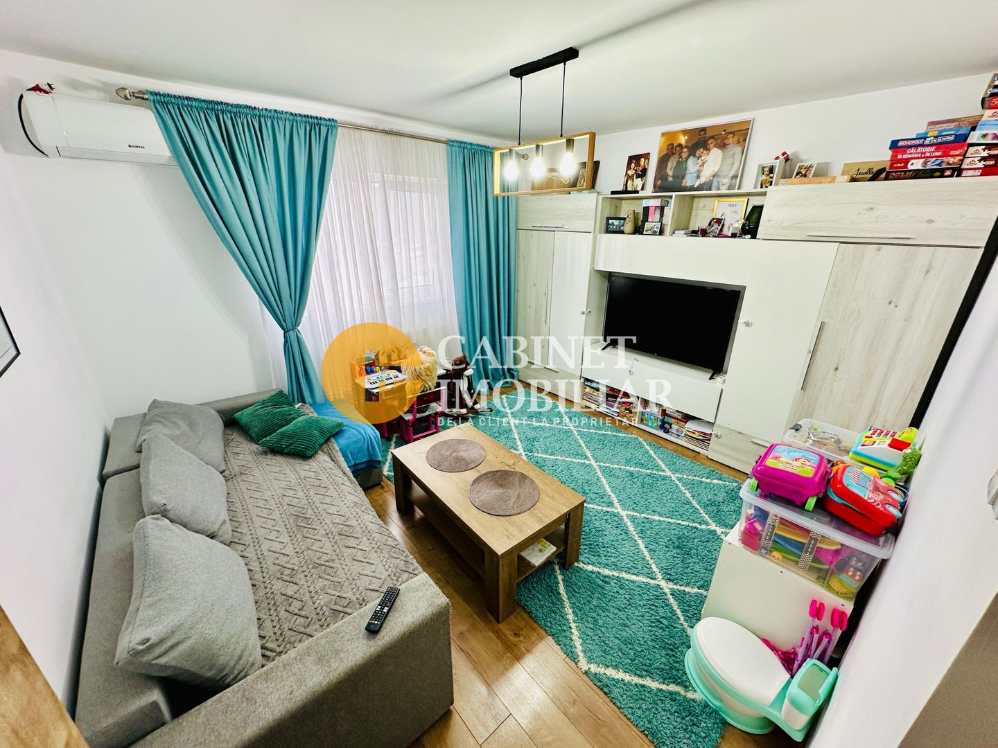 2 Camere Decomandat - Renovat Mobilat/Utilat - Zona Alexandru Cel Bun - Poză 2