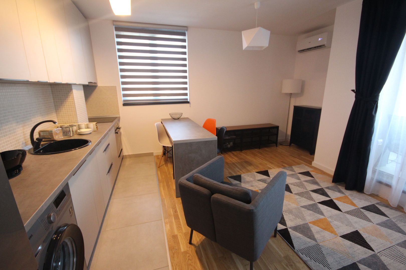 Apartament  inchiriere la ISHO - Poză 17