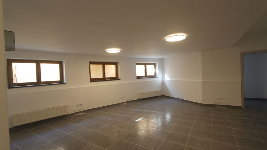 Cladire birouri - 282 mp -  zona Rebreanu - Poză 26