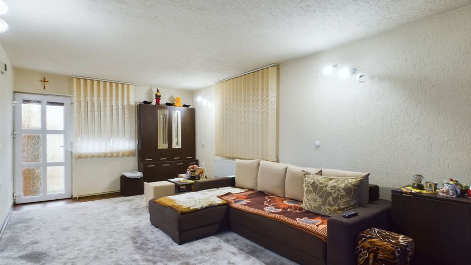 Casă individuală Utvin - Poză 4