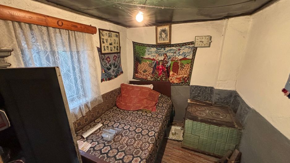 Casă + Teren 1.245 mp aproape de București (Ologeni, Prahova) - Poză 11
