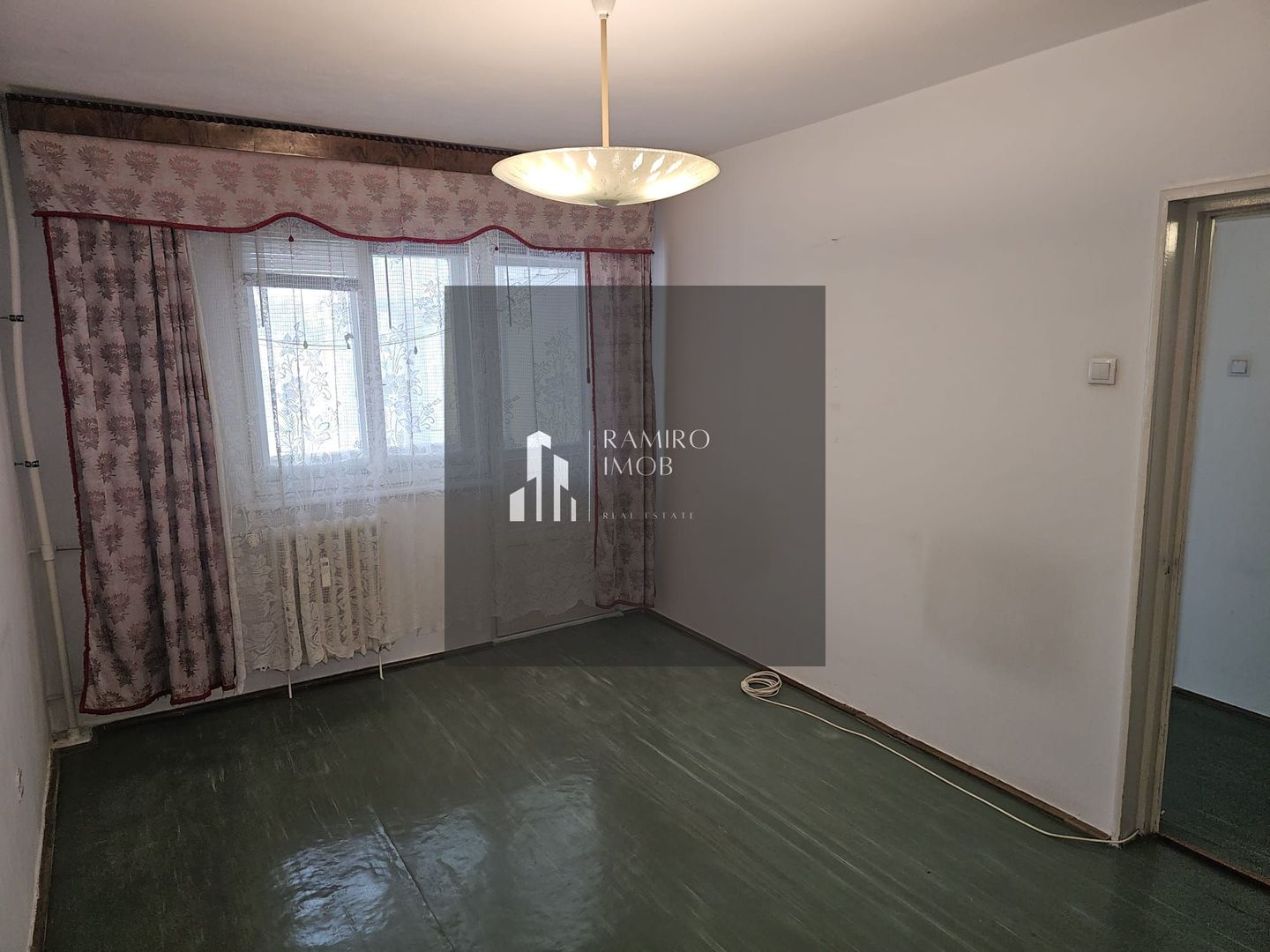 Apartament 2 camere decomandat Emil Racovita - Poză 2