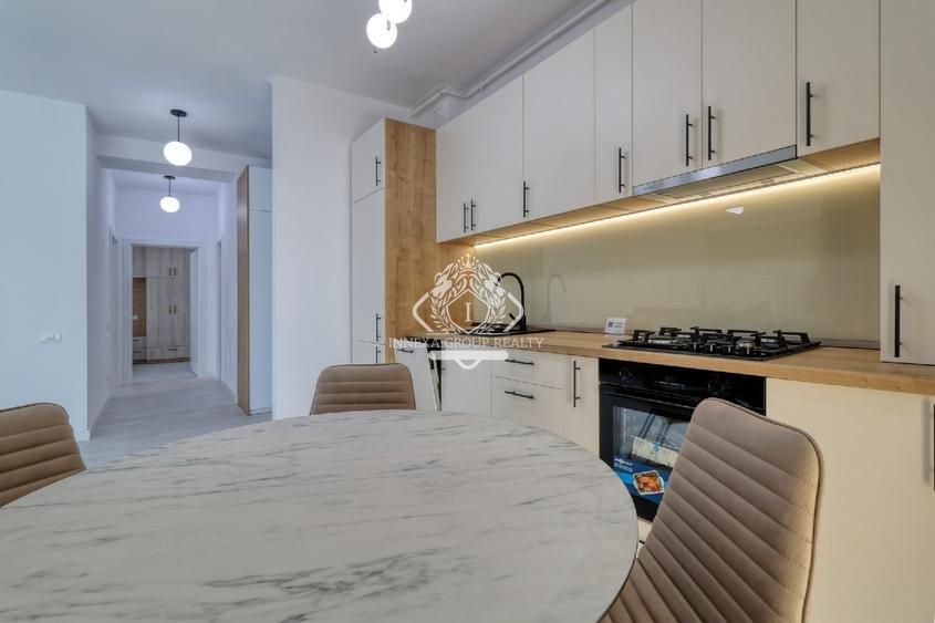 Apartament  3 camere premium in zona Decebal - prima inchiriere - parcare - Poză 3