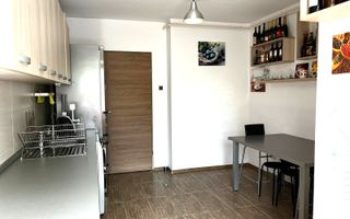 Apartament cu 2 camere decomandate, zona BMW - Poză 7
