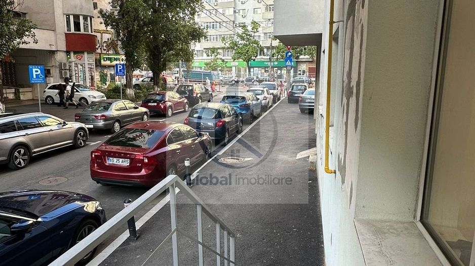 Spatiu comercial de inchiriat - Ion Mihalache 49mp - Poză 3