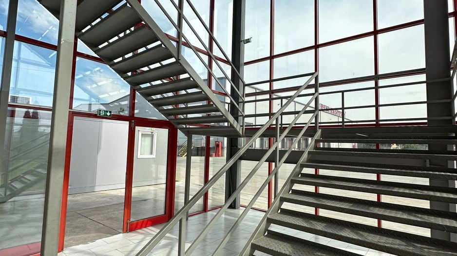 Hala pentru producție + birouri   10.000 mp - Poză 6